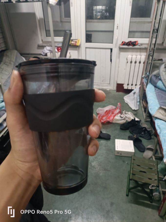 玻璃杯