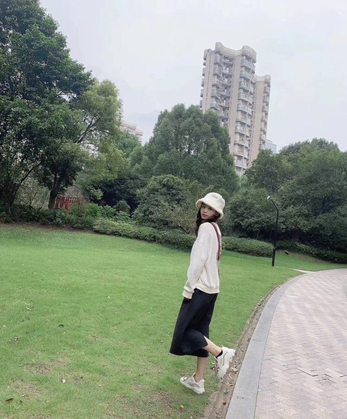 女上装
