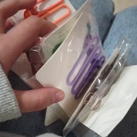 这是一款渐变色的发卡