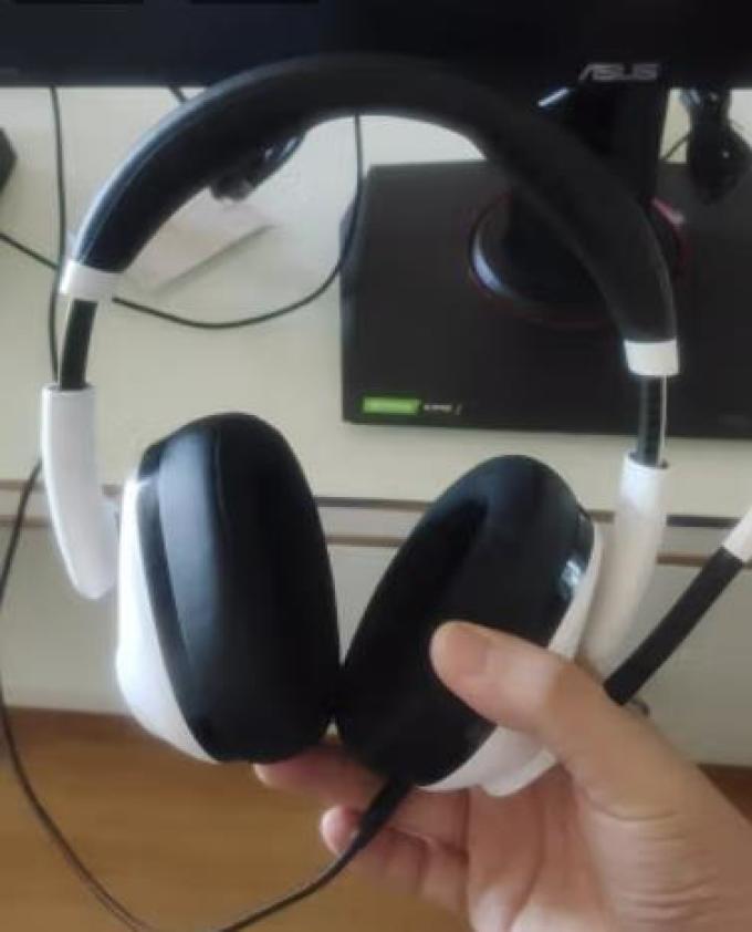 音珀头戴式耳机