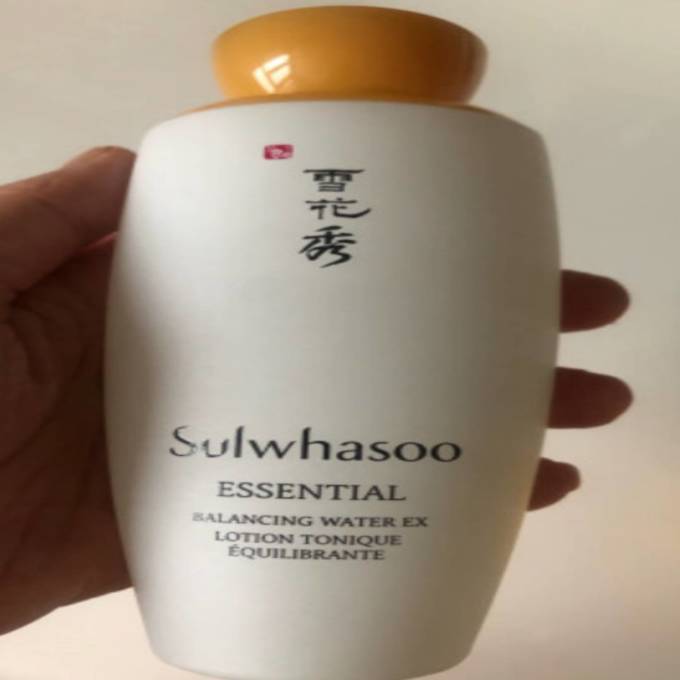 新品未使用　Sulwhasoo 雪花秀 80ml Sulwhasoo 雪花秀滋盈肌本舒活潤顏水-150ML-爽肤水/喷雾-雪花秀