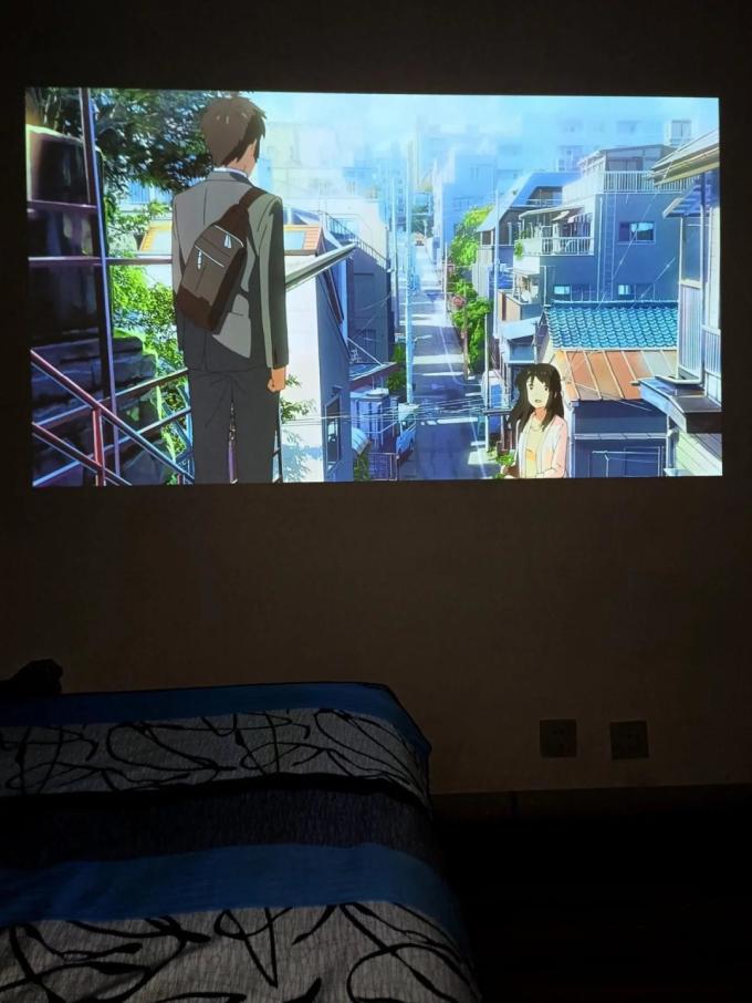 天猫魔屏投影仪