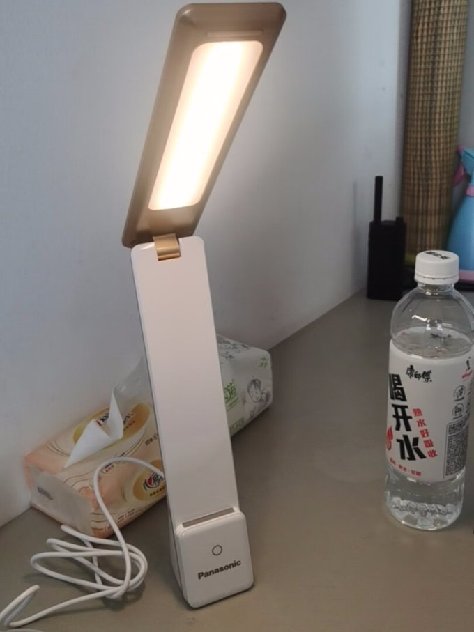 松下普通台灯