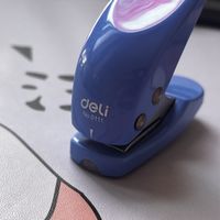 得力省力省心的单控打孔机