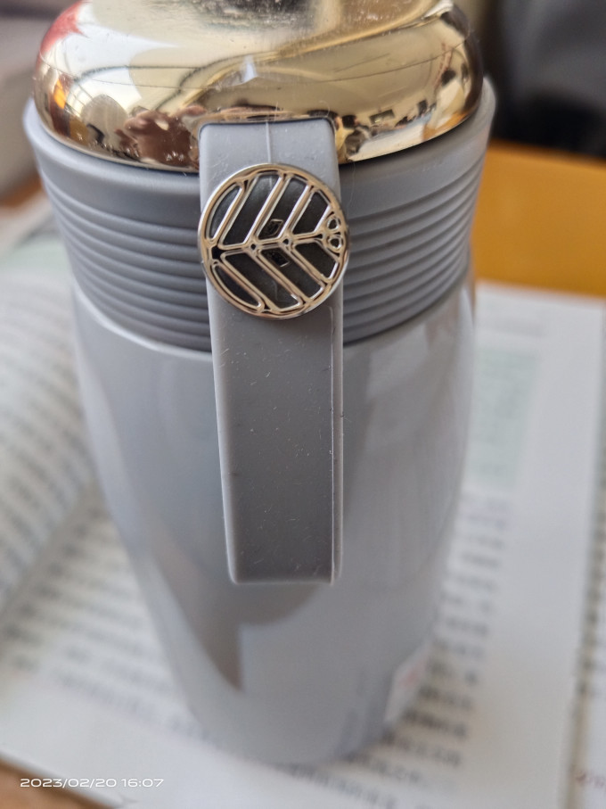 金力保温杯