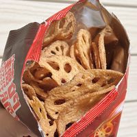 第一次吃鲜藕做的薄片，还是卤味的！