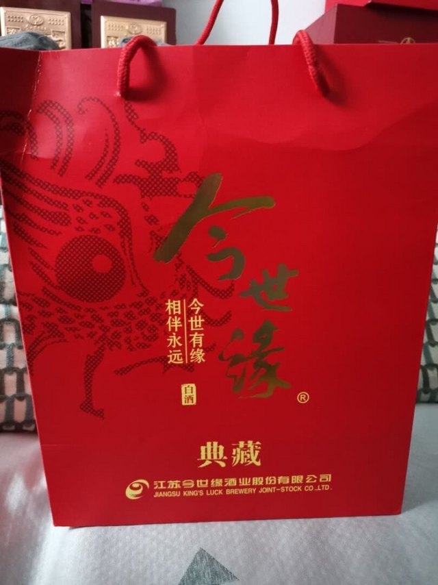 酒很不错，是正品，喝了一段时间了，感觉很