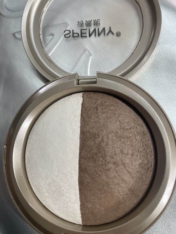 诗佩妮高光修容