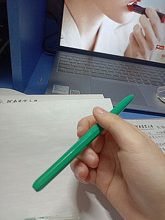 速干耐用适合做笔记的中性笔