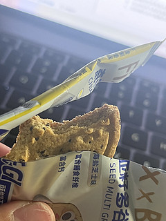 又一代餐好物！谷物饼干