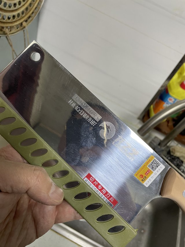 有点飘的龙之艺菜刀