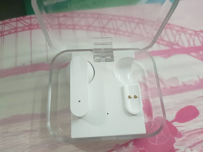 吉贝拉蓝牙耳机