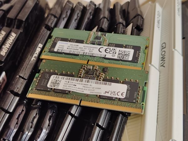 超级便宜，又入了两条DDR5笔记本内存