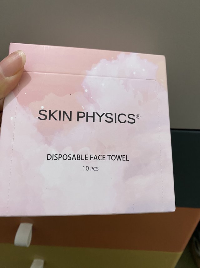 洗脸还得用洗脸巾