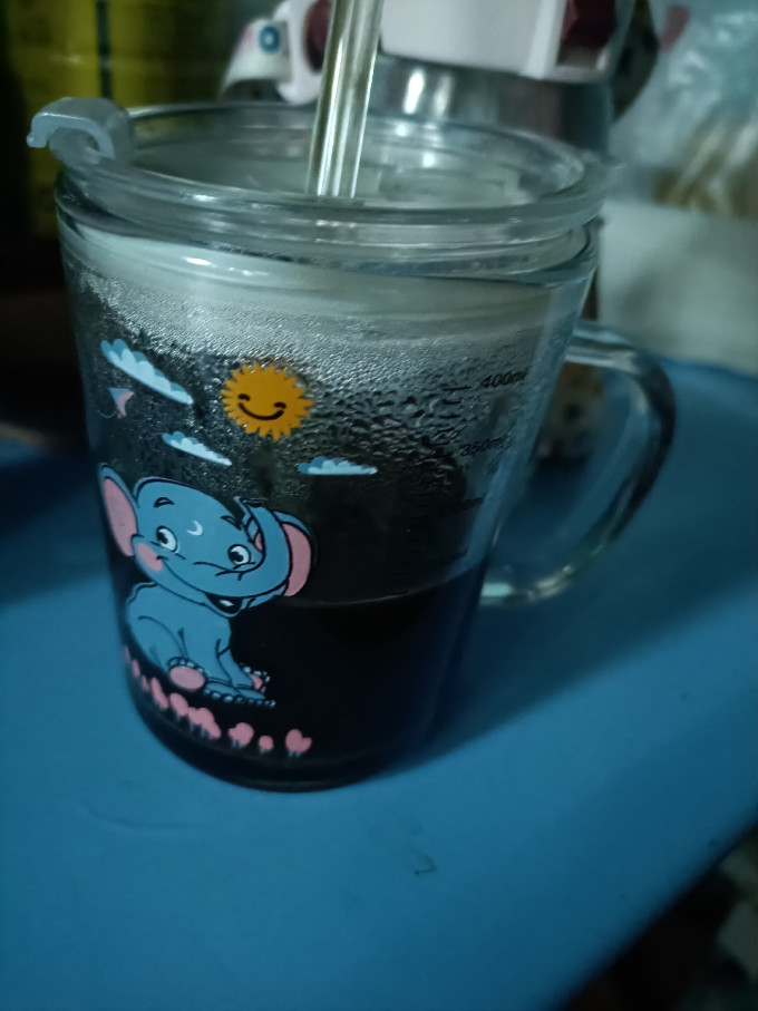 可爱玻璃刻度线水杯