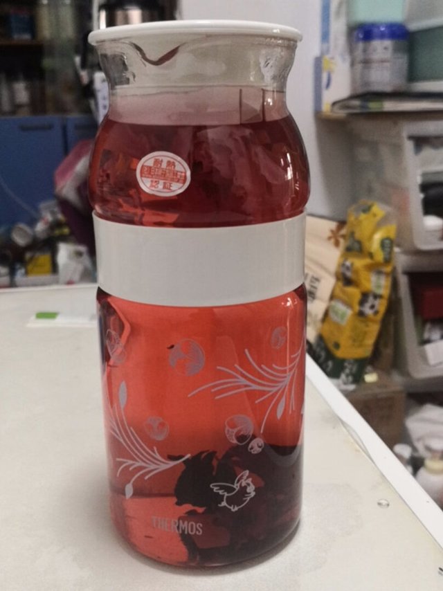 
物美价廉的水壶，冷热皆宜，用来冲泡花茶