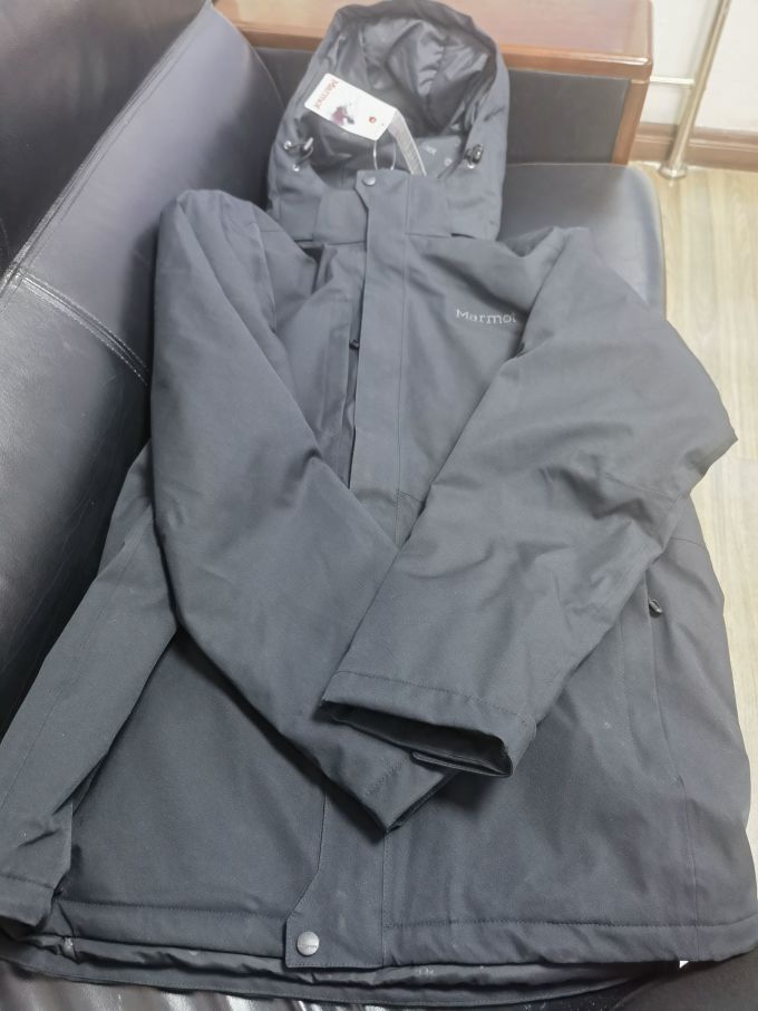 土拨鼠运动棉服