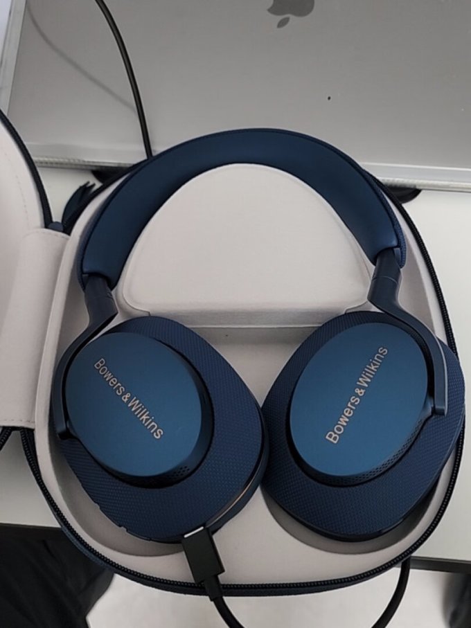 宝华韦健蓝牙耳机