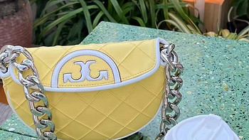 Tory Burch Fleming羊皮腋下包