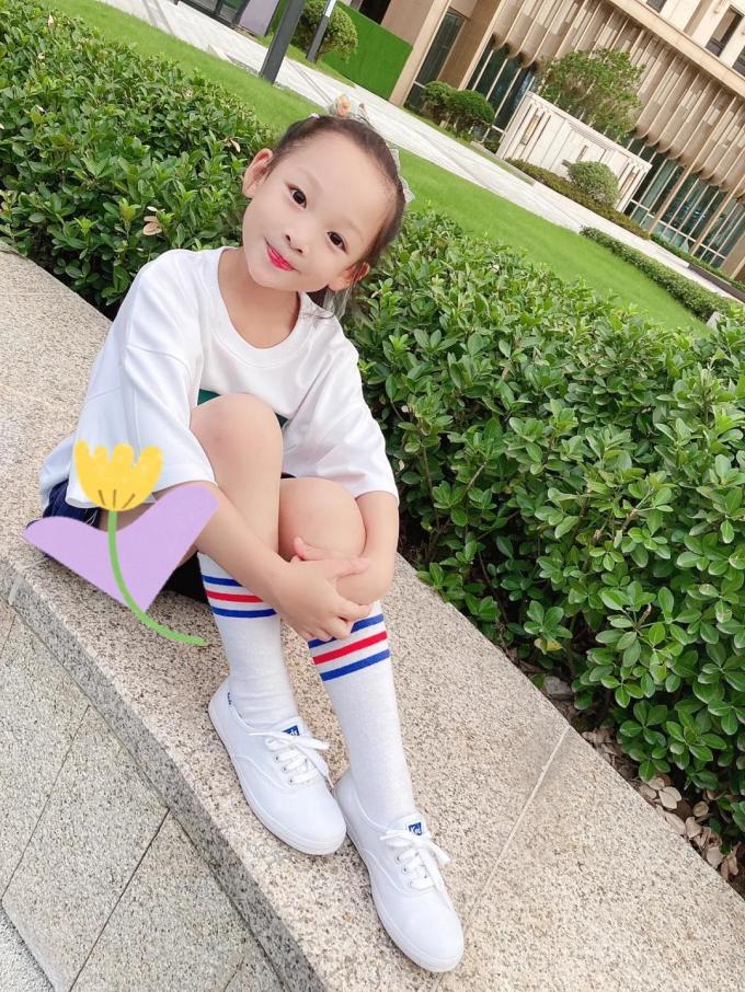 诗米克女童裙装
