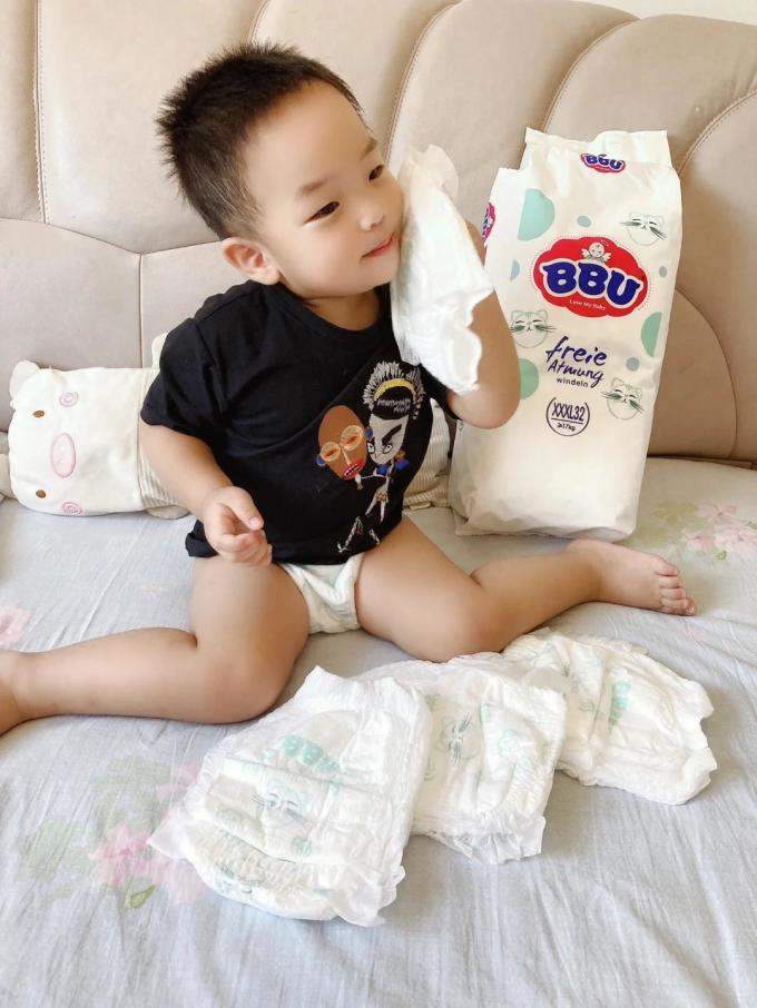 婴儿尿裤
