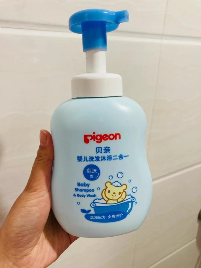 贝亲婴幼儿沐浴露