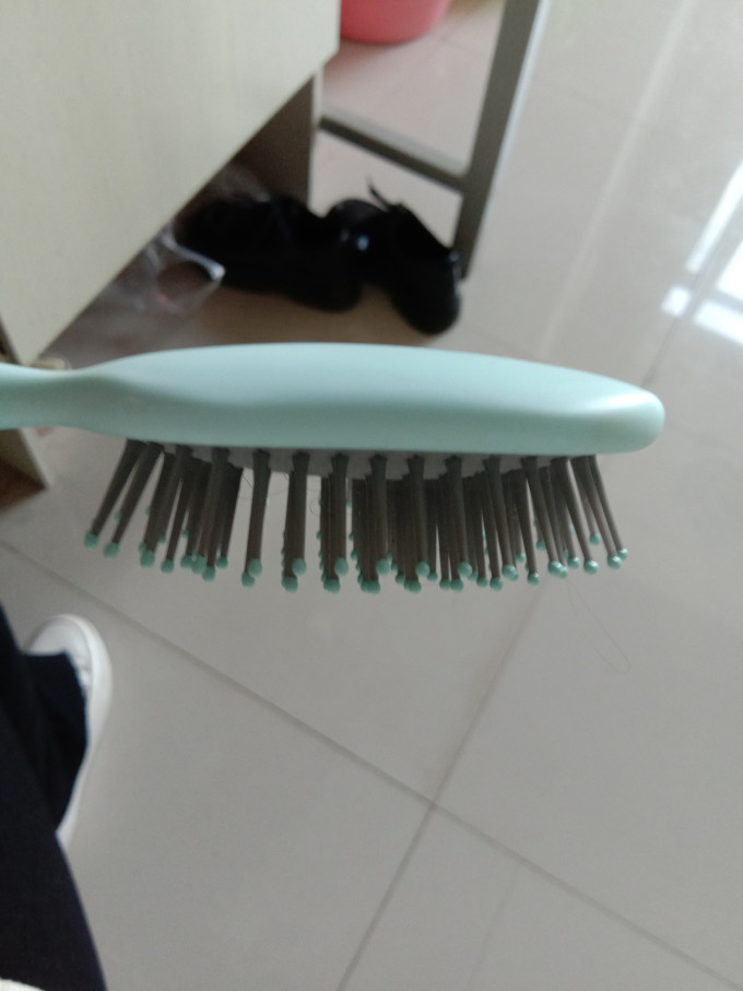 名创优品梳子