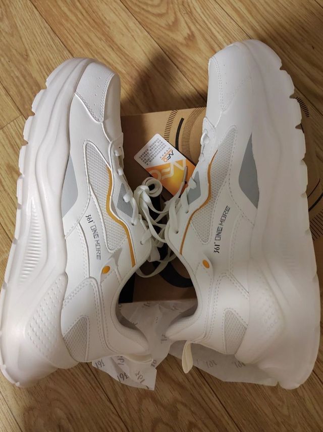 ③121元361°跑步鞋