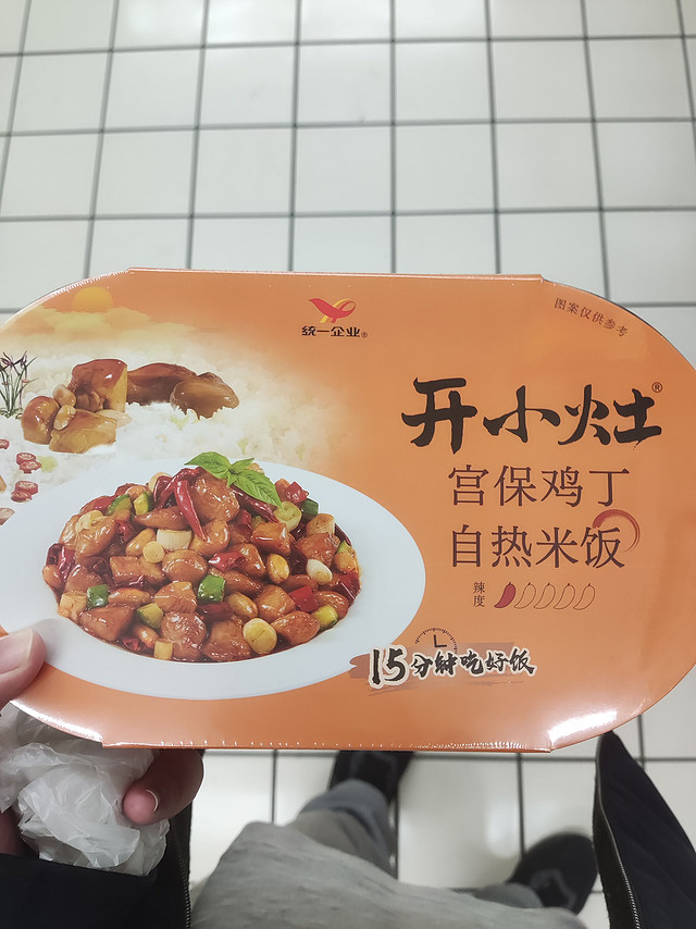 统一 开小灶 宫保鸡丁 自热米饭