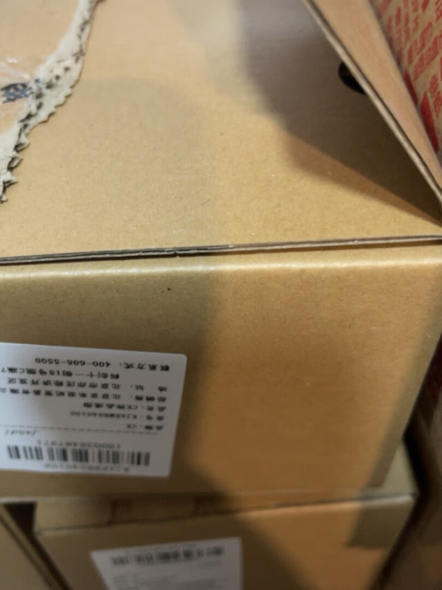 外形外观：表收到了，感觉表带的质感一般