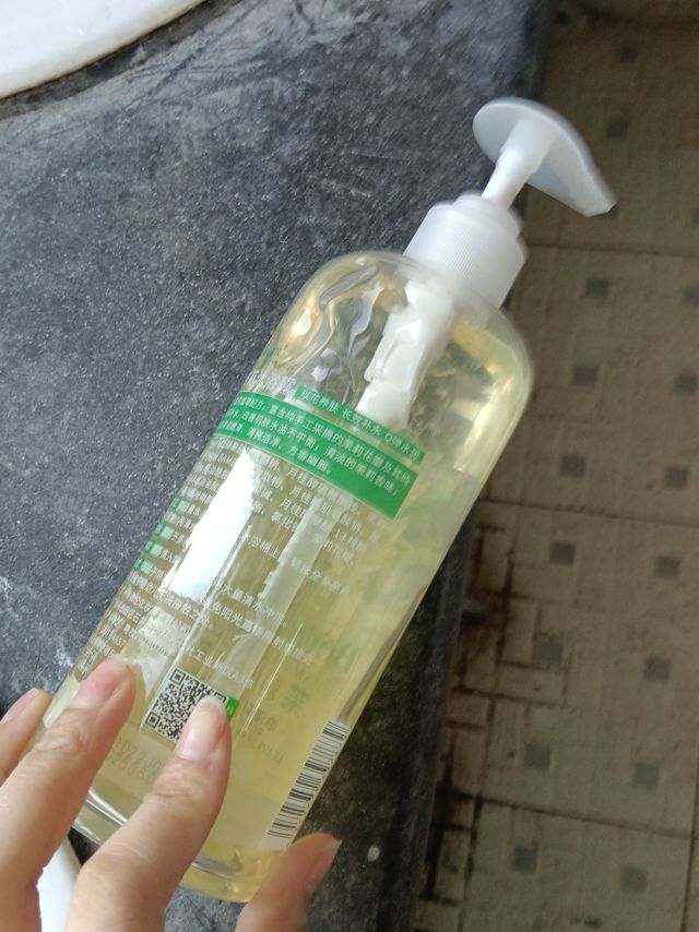 玫瑰花瓣沐浴露香水持久留香沐浴液女学生嫩