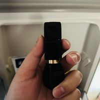 娇兰亲亲系列柔雾唇膏