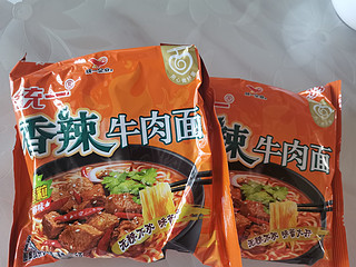 经典统一香辣牛肉面