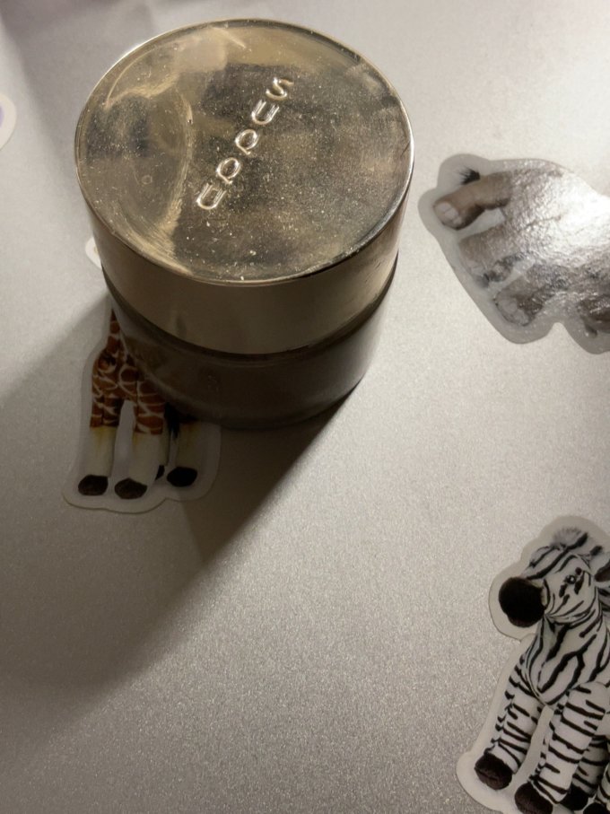 苏酷粉底液