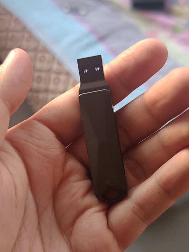 
不懂什么黑科技，不是固态却做出了固态的