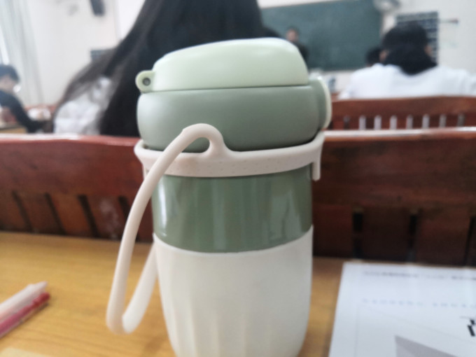 保温杯