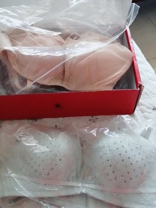 质量非常好，码数很准，带洞洞的透气，里面