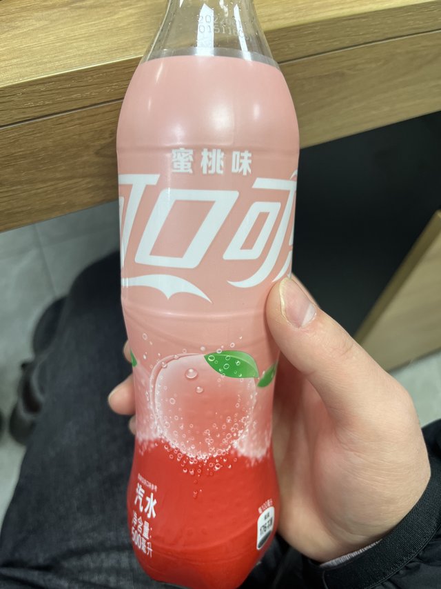 蜜桃味儿可口可乐