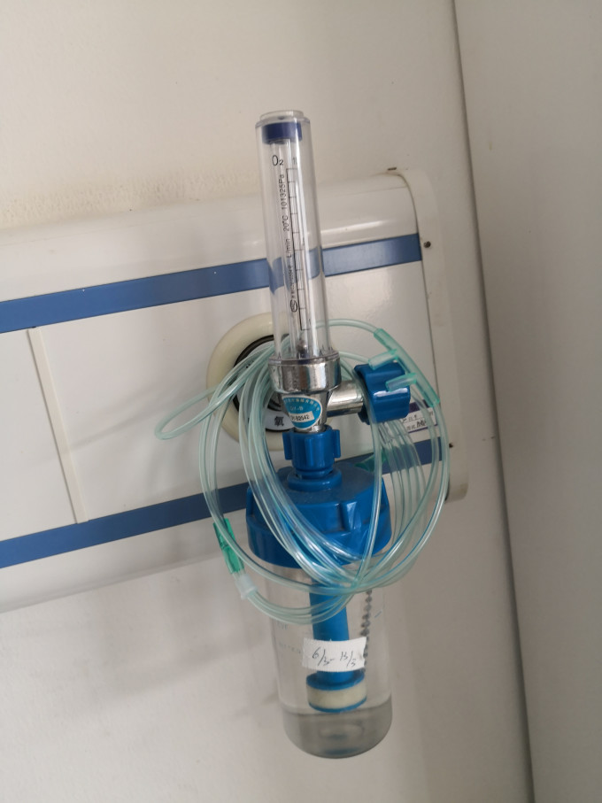 氧气表潮化瓶,吸氧管氧气瓶