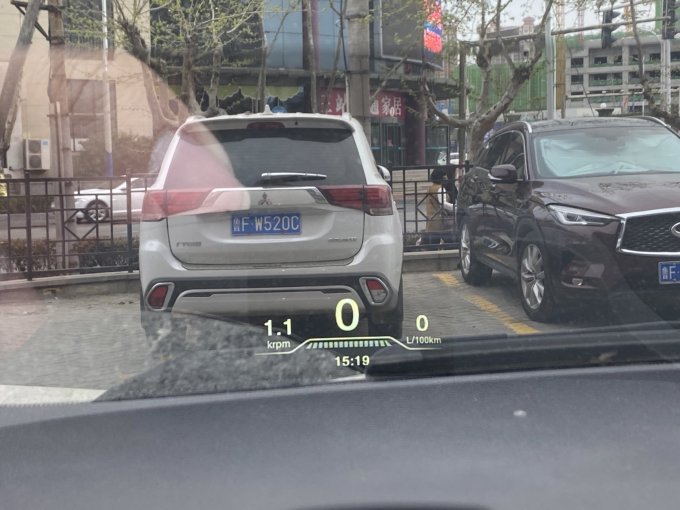 车萝卜安全预警仪