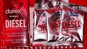 杜蕾斯用20万盒套套轰炸时装周，在diesel秀场堆成套套山，网友直呼好家伙！