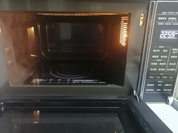 一直用这品牌,选了很久决定选的这款,美观