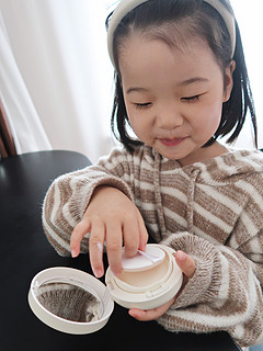 服了❗️女孩子化妆都不用教的👧🏻