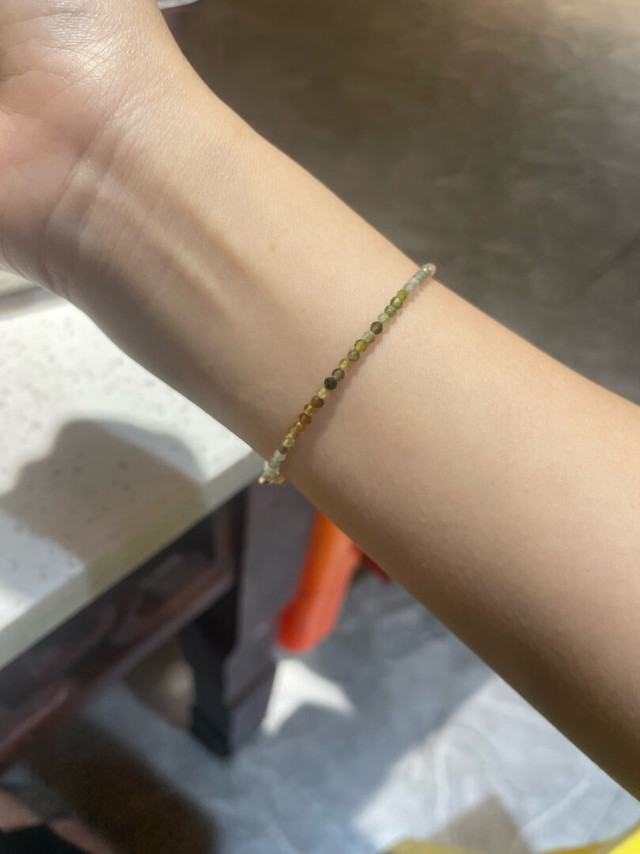 我觉得挺好看的，只要不变色再买一根