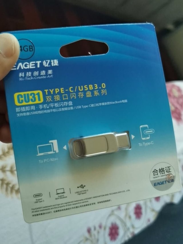 非常满意了，小巧玲珑，好似可以两用