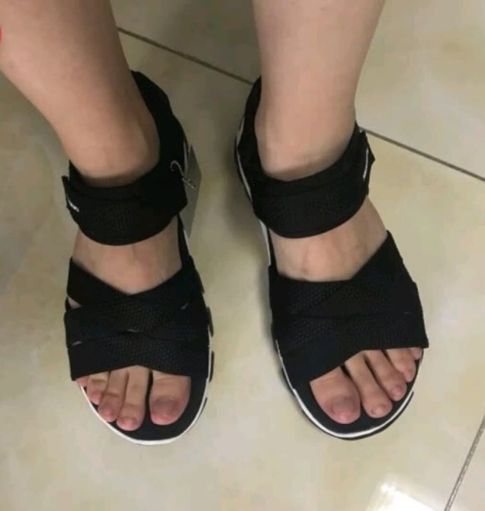 斯凯奇休闲运动鞋