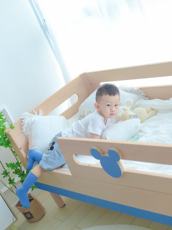 小鸡乔克儿童床