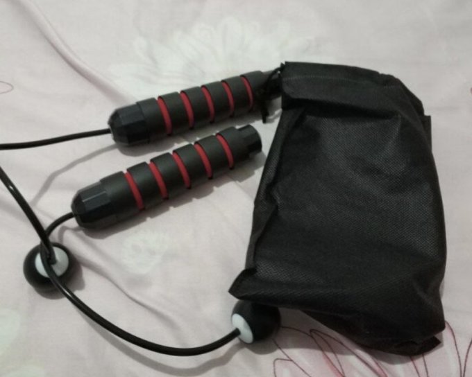麦力斯跳绳