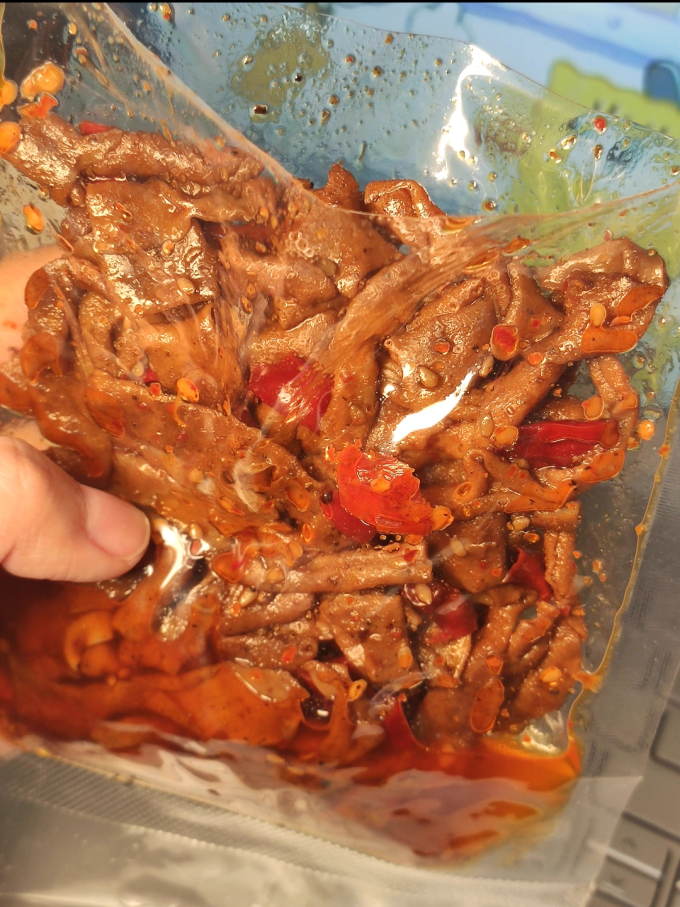 雷仁甲鸡鸭零食