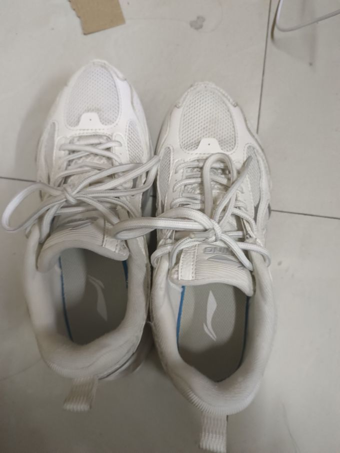 李宁休闲运动鞋